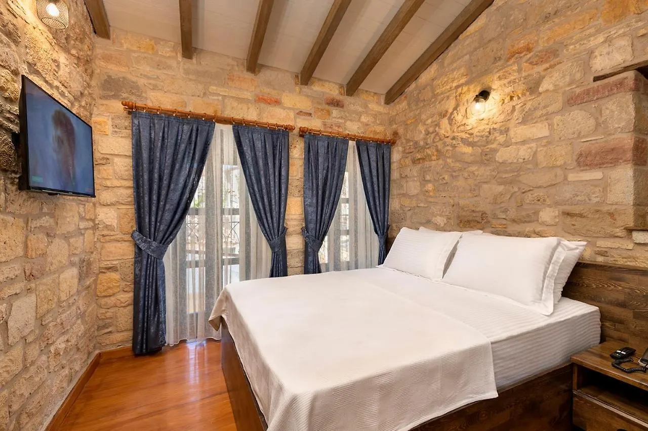Hotel Eflin Haus Historical Place & Monument Cesme