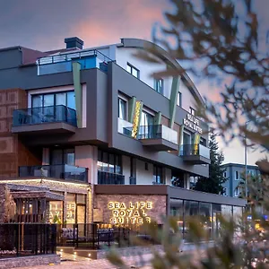 Sealife Royal Aparthotel Antalya